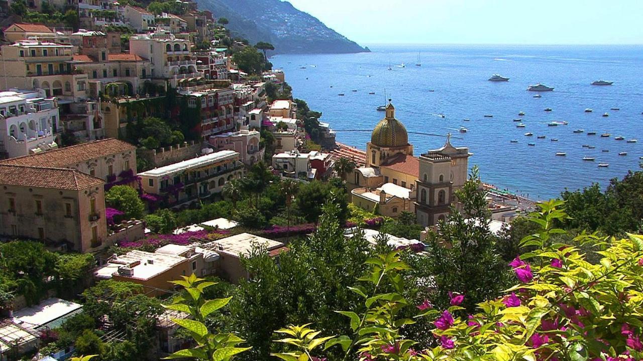 Residenza Regina Margherita Castellammare di Stabia Exterior foto